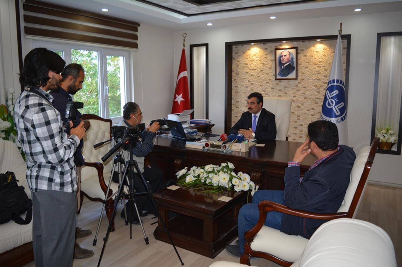 “Kan ve gözyaşının kalkmasının yolu Kur’an ve sünnetten geçer” “Kan ve gözyaşının kalkmasının yolu Kur’an ve sünnetten geçer”